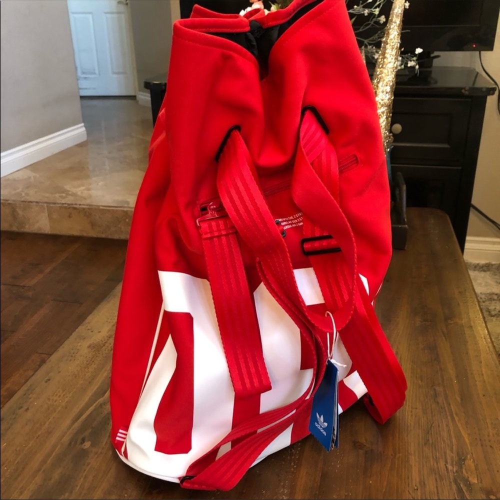😍😍ADIDAS RARE BOLD AND BRIGHT BACKPACK😍😍 - Picture 9 of 11